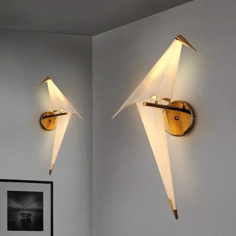 Arandela Dourada Parede Interna Origami – Estilo Contemporâneo e Iluminação Aconchegante - Morada Serena