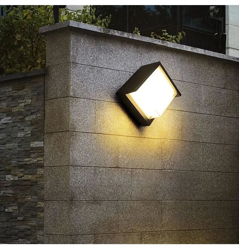 Arandela Externa Jardim – Iluminação Resistente e Elegante para Áreas Externas - Morada Serena