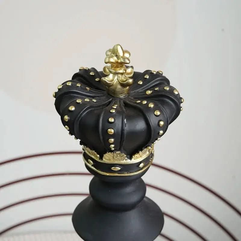 Estatueta Decorativa Para Mesa Peças de Xadrez em Resina | Toque Sofisticado e Elegante para Sua Casa - Morada Serena