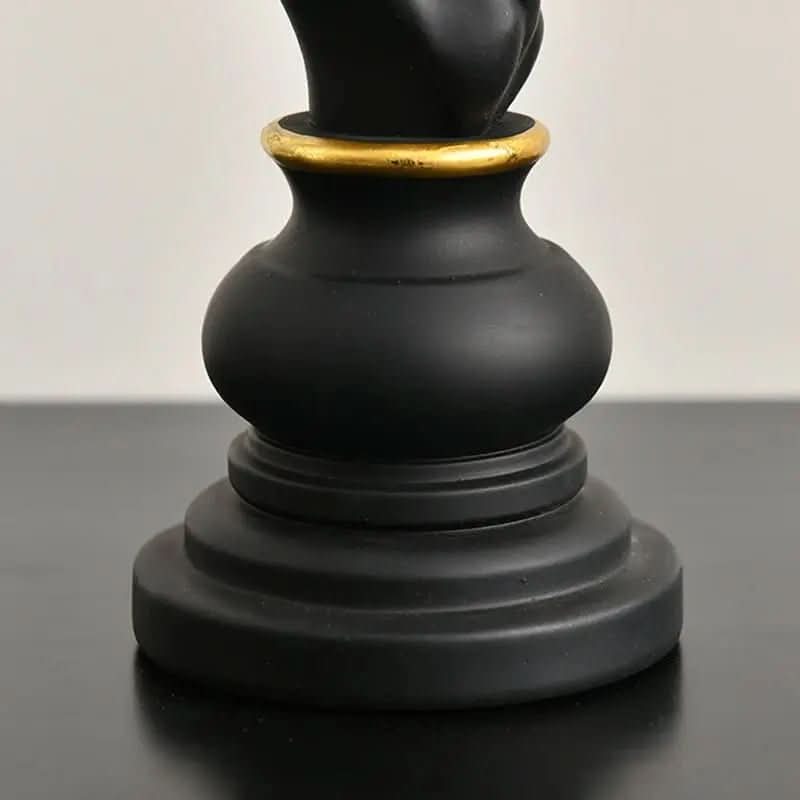 Estatueta Decorativa Para Mesa Peças de Xadrez em Resina | Toque Sofisticado e Elegante para Sua Casa - Morada Serena