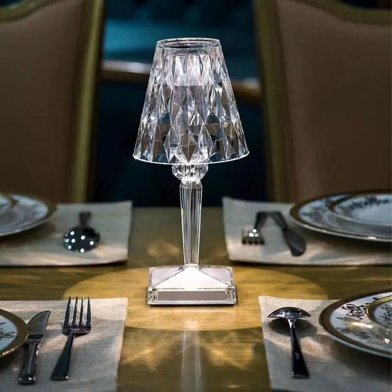 Luminária de Mesa Sem Fio 3 em 1 - Morada Serena
