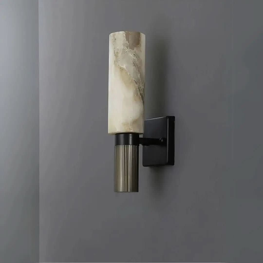Luminária de Parede em Mármore Natural | Sofisticação e Iluminação de Qualidade para Seu Espaço - Morada Serena