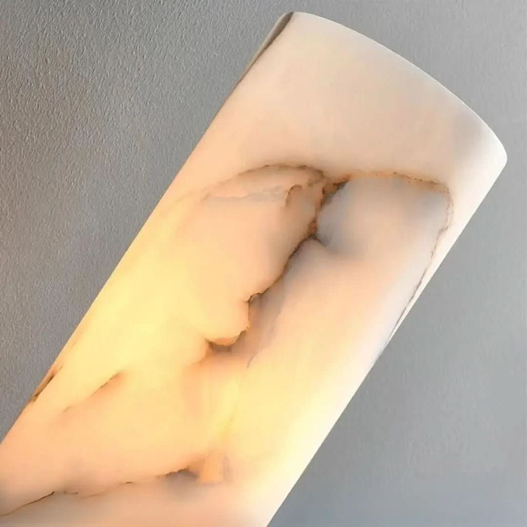 Luminária de Parede em Mármore Natural | Sofisticação e Iluminação de Qualidade para Seu Espaço - Morada Serena