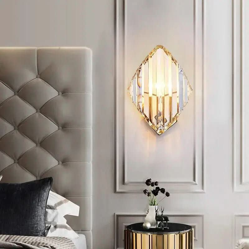 Luminária de Parede Moderna Com Cristais em Forma de Diamante: Elegância e Sofisticação para Sua Casa - Morada Serena