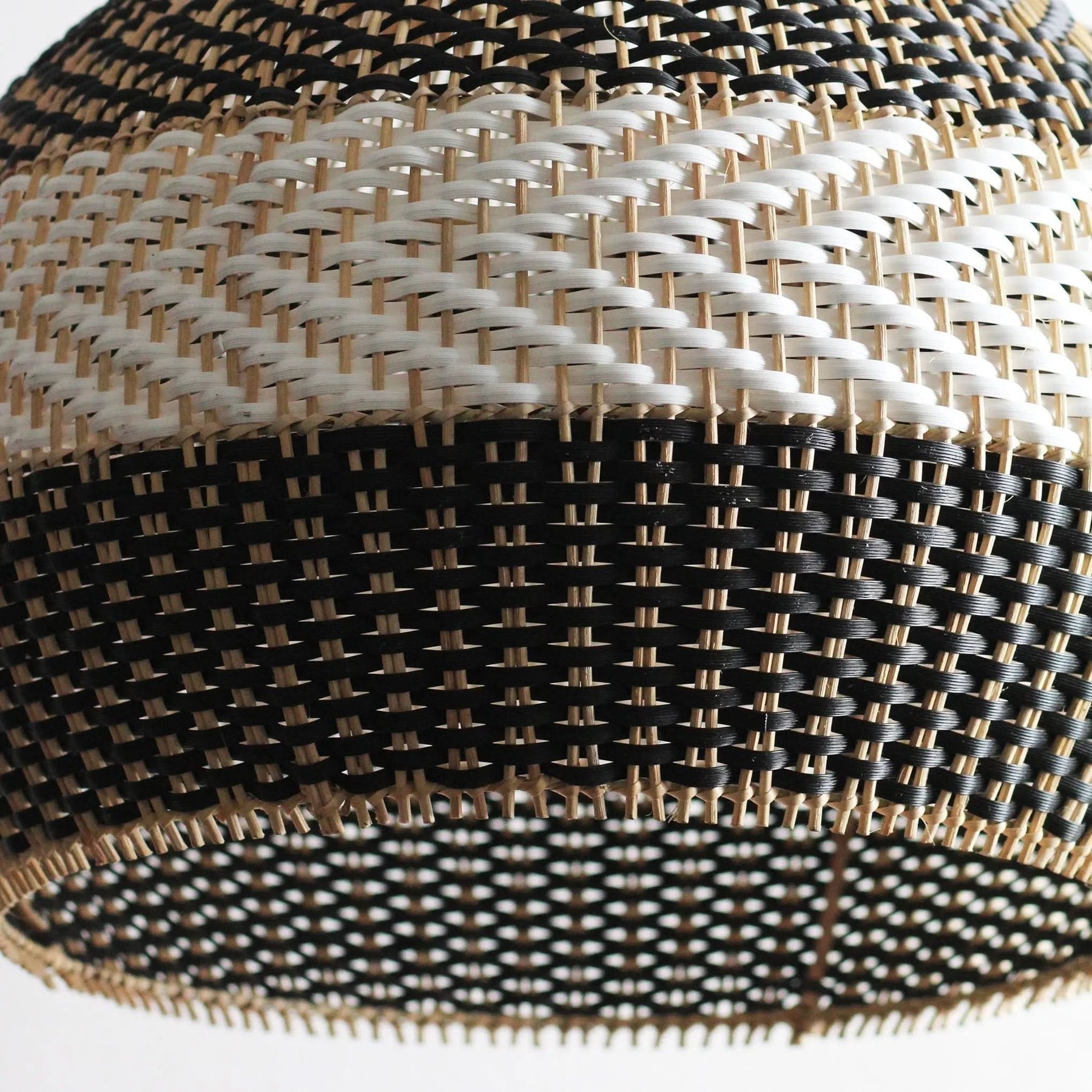 Luminária Pendente Rattan – Decoração Natural e Elegante - Morada Serena