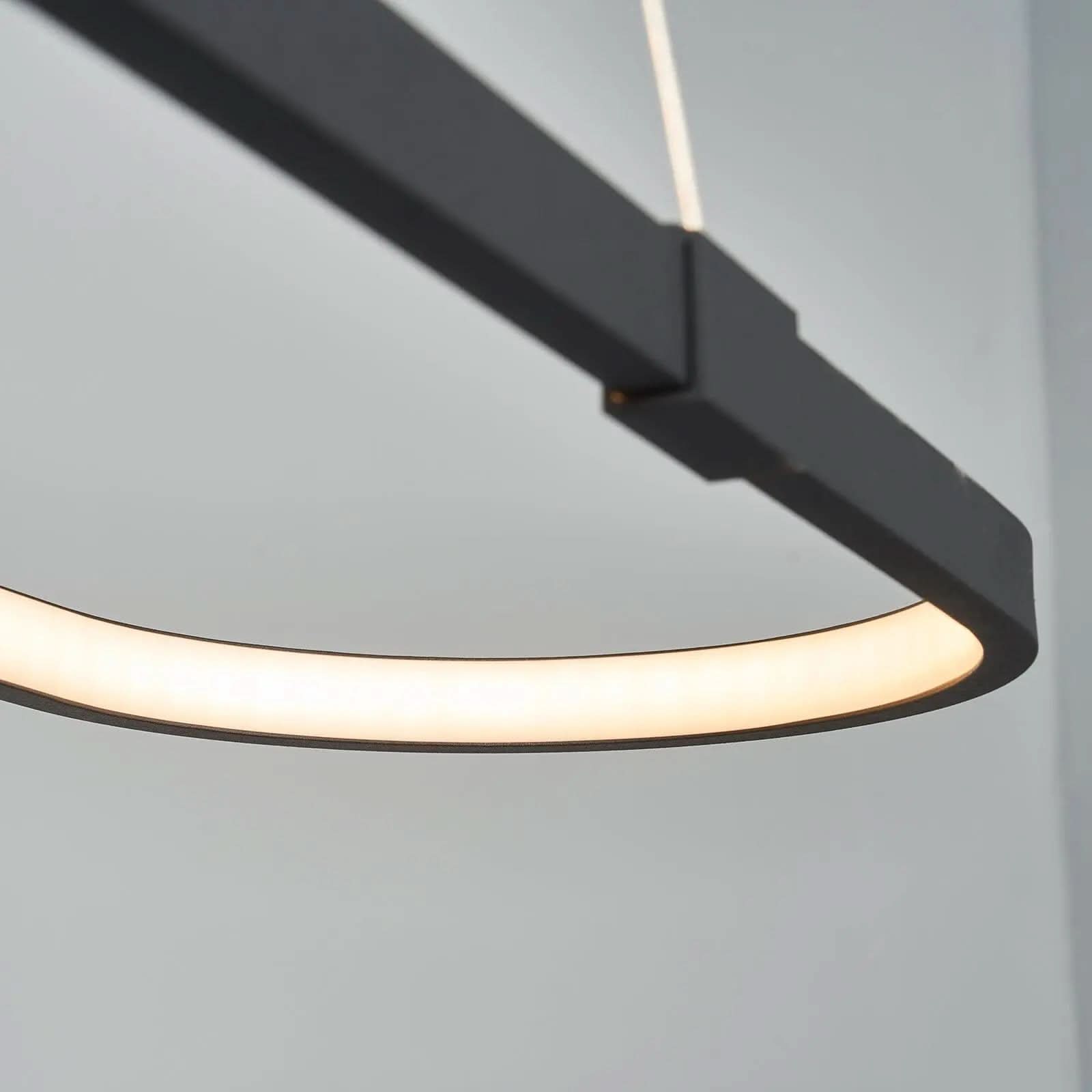 Lustre Pendente Vallbona Controle Remoto | Iluminação Moderna e Funcional - Morada Serena