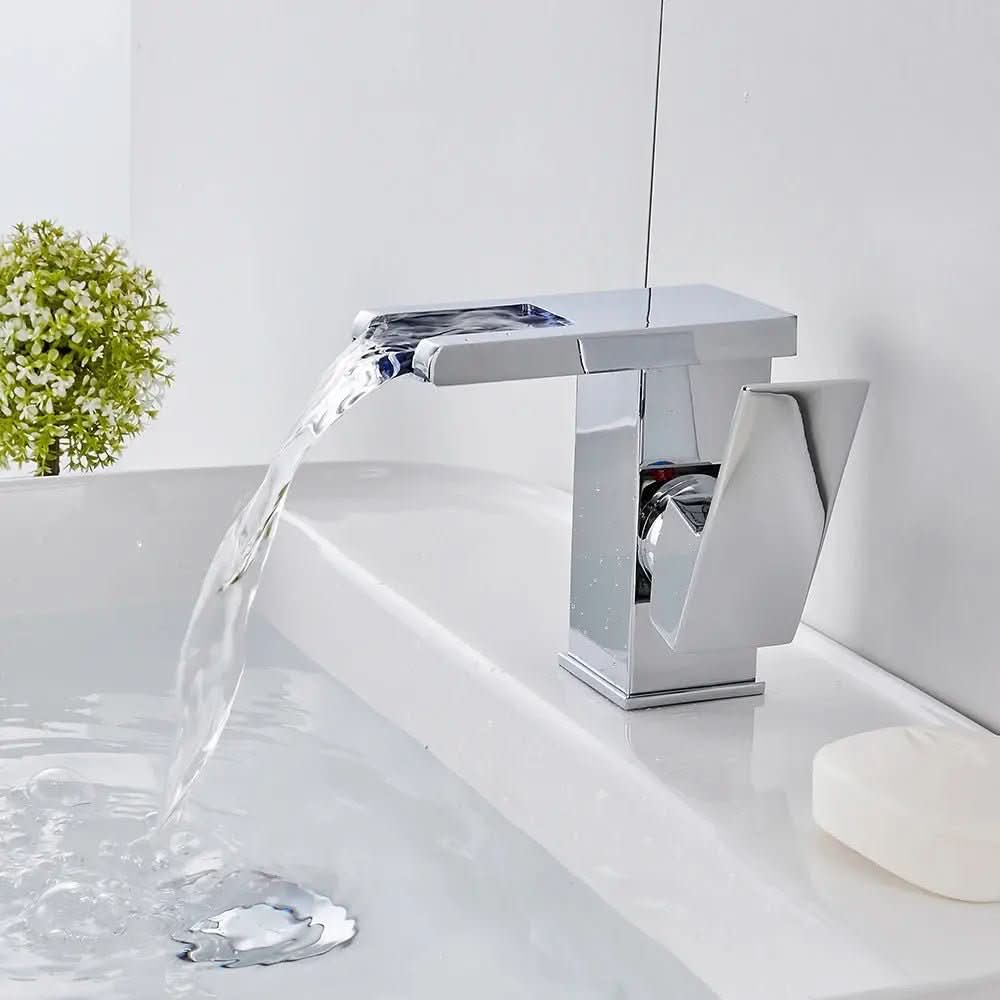 Torneira Gourmet Para Banheiro Monocomando - Rubinette Elegância e Praticidade - Morada Serena