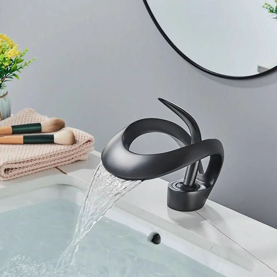 Torneira Para Banheiro Monocomando AquaElite – Tecnologia e Elegância - Morada Serena