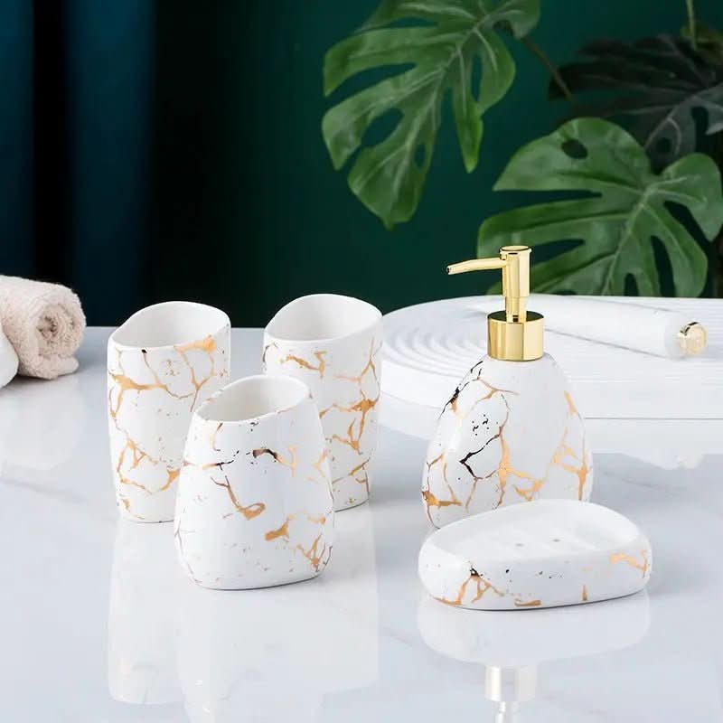 Acessórios Marmorizados Nórdicos para Banheiro - 03 Cores Elegantes para Sua Decoração - Morada Serena