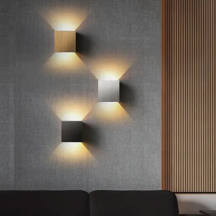 Arandela Externa Royal à Prova D’água – Iluminação Elegante para Áreas Externas - Morada Serena