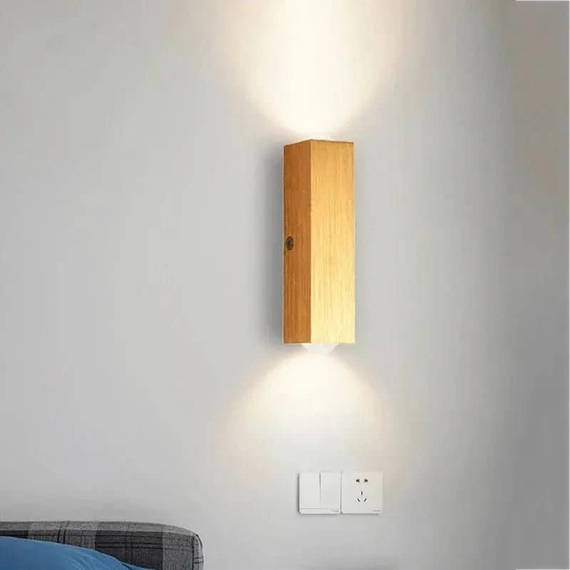 Arandela de Parede Externa Dourada - Iluminação Sofisticada para Áreas Externas - Morada Serena