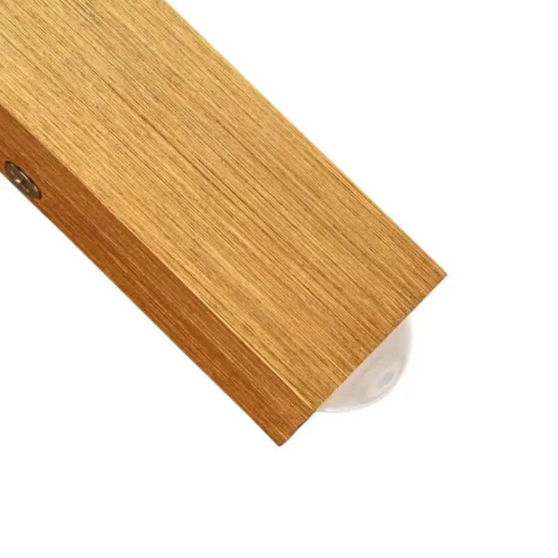 Arandela de Parede Externa Dourada - Iluminação Sofisticada para Áreas Externas - Morada Serena