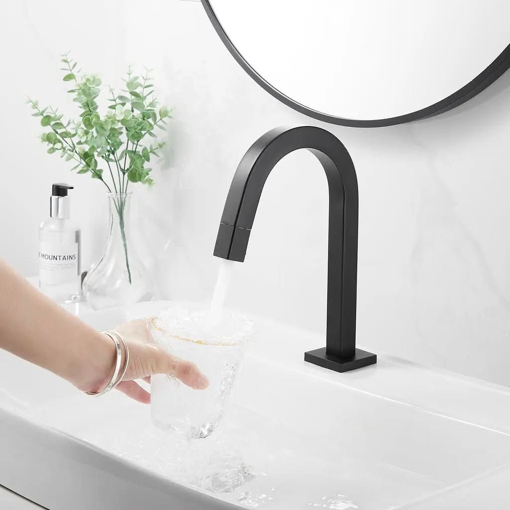 Torneira Para Banheiro Somente Água Fria Modelo Aqualux: Praticidade e Elegância no Seu Banheiro - Morada Serena
