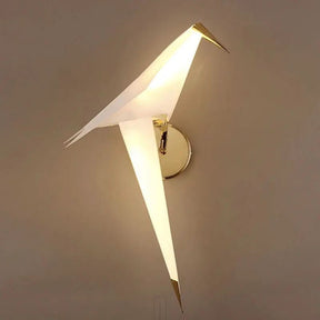 Arandela Dourada Parede Interna Origami – Estilo Contemporâneo e Iluminação Aconchegante - Morada Serena