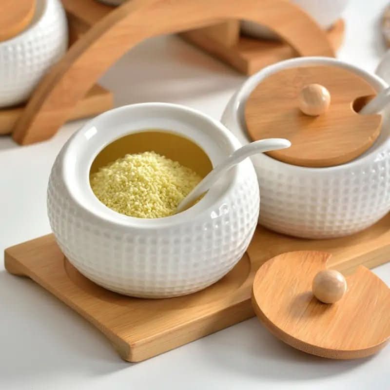 Conjuntos de Porta Temperos de Cerâmica e Base de Bambu - Organize sua Cozinha com Estilo - Morada Serena