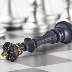 Estatueta Decorativa Para Mesa Peças de Xadrez em Resina | Toque Sofisticado e Elegante para Sua Casa - Morada Serena