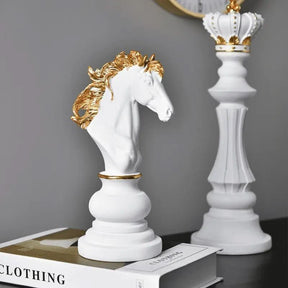 Estatueta Decorativa Para Mesa Peças de Xadrez em Resina | Toque Sofisticado e Elegante para Sua Casa - Morada Serena