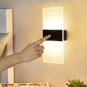 Arandela De Parede Transparente Com Sensor De Movimento – Segurança e Modernidade - Morada Serena